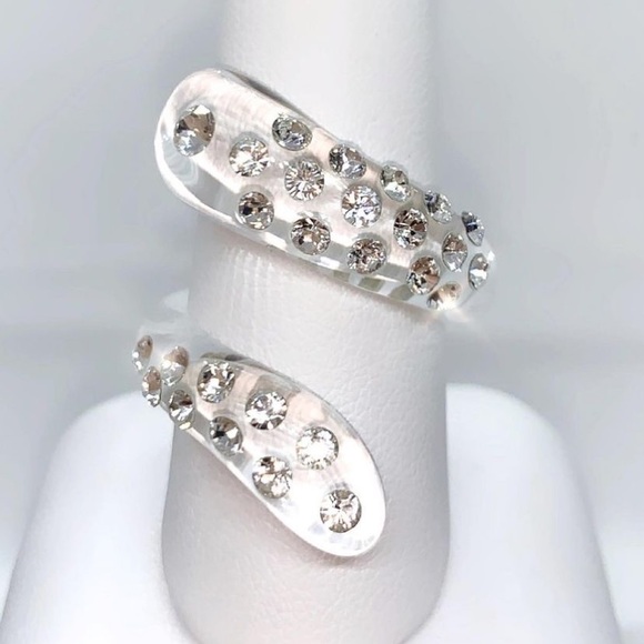 Acrylic Crystal Ring Embellished With Genuine“Crystal Stone Elements, New! - Picture 8 of 12